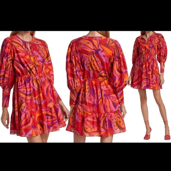 FARM Rio Dresses & Skirts - Farm Rio banana juice, pink and red, tropical, long sleeve tiered, mini dress L